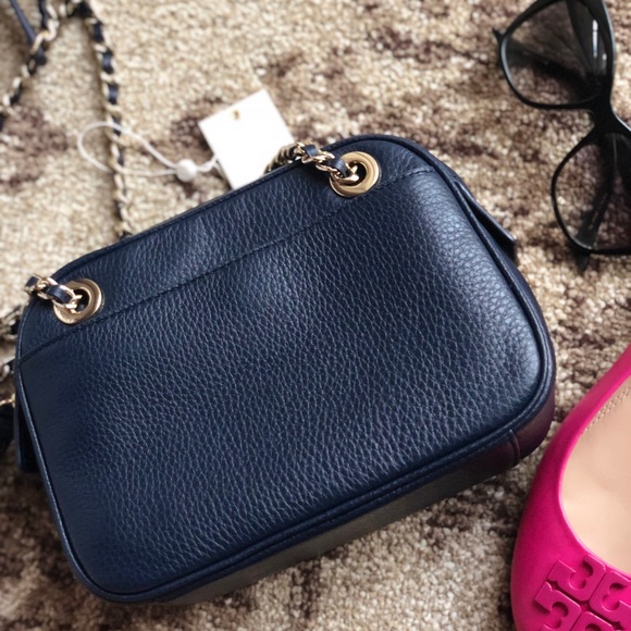 Tory Burch Bombe crossbody w/ chain - Picture 5 of 6